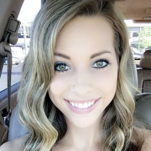 Meet your Posher, Kaylin